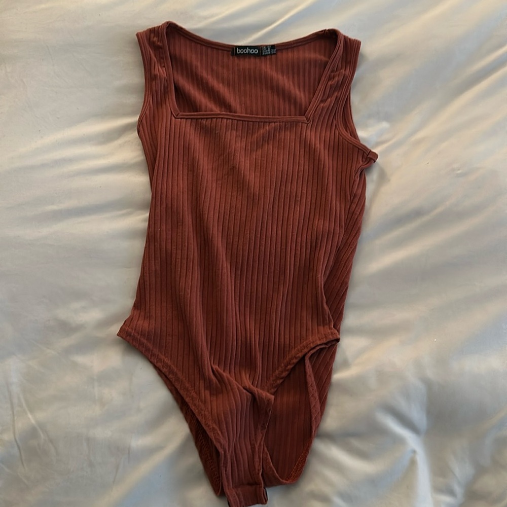 Boohoo maroon bodysuit